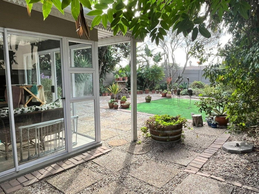 To Let 2 Bedroom Property for Rent in Table View Western Cape